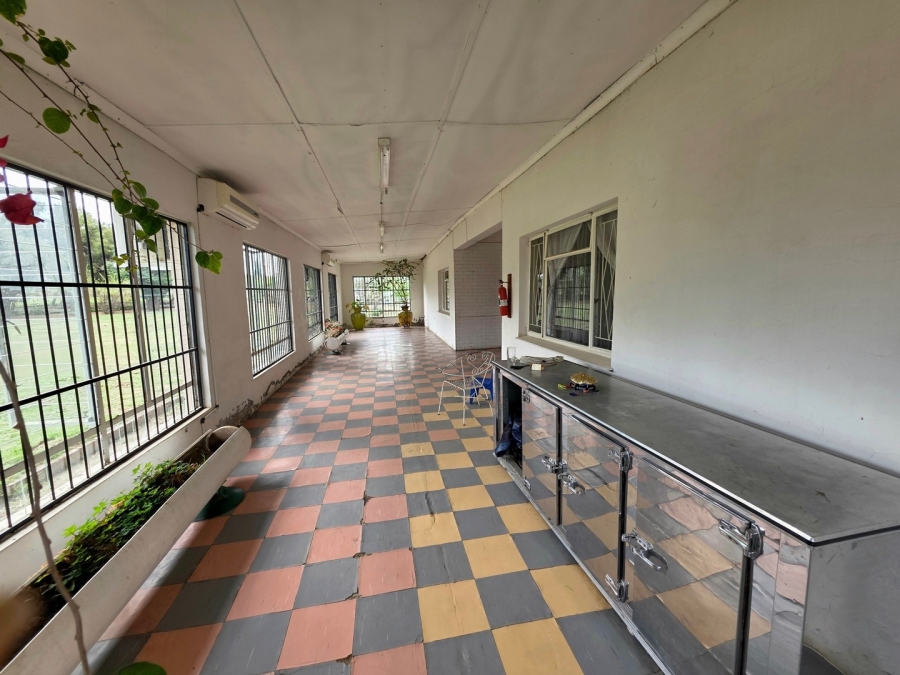 6 Bedroom Property for Sale in Rodenbeck Free State